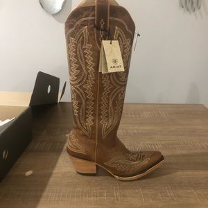 Authentic Ariat Boots Size 6 Medium Women’s